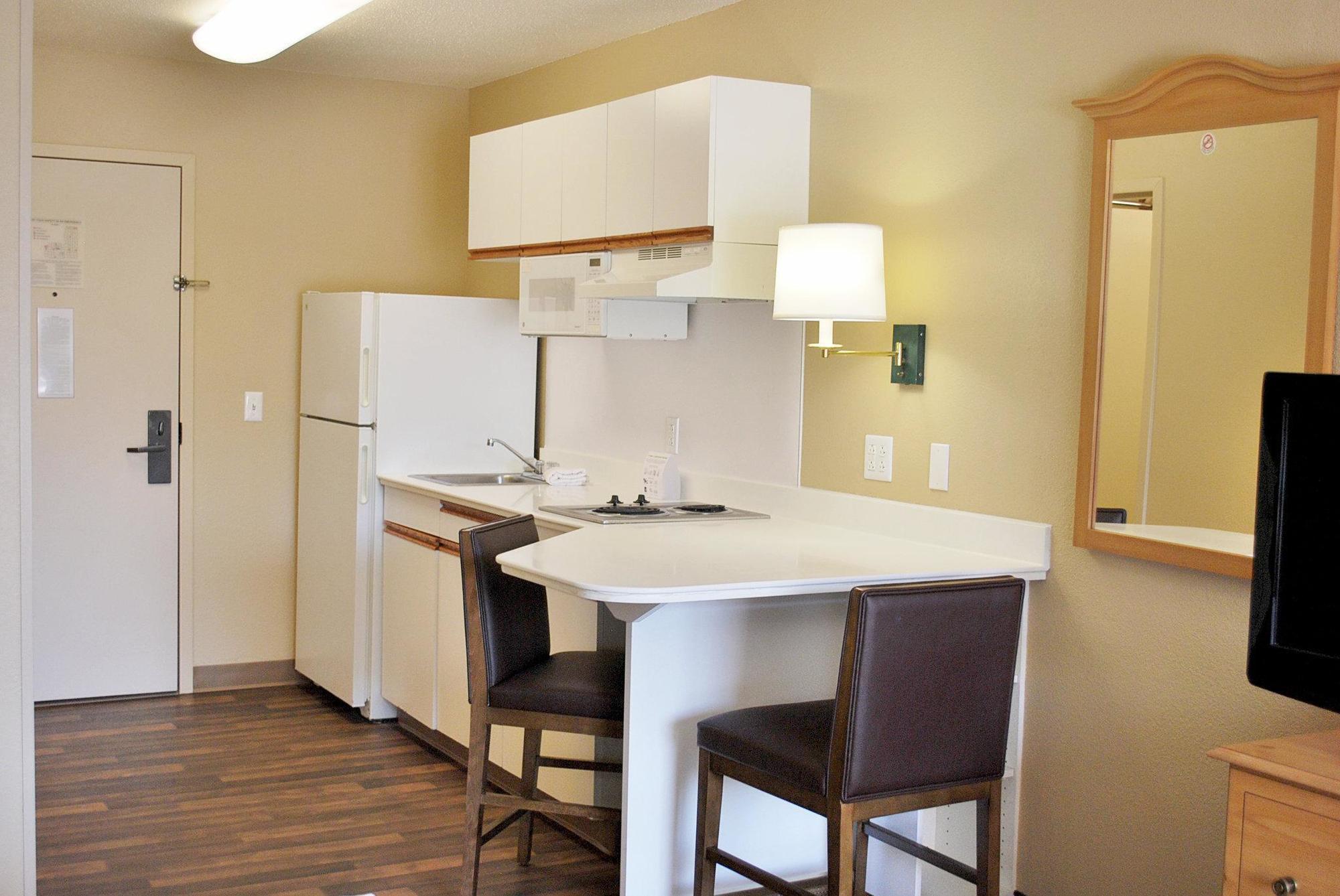 Extended Stay America Suites - St Louis - Westport - Central Maryland Heights Exterior foto